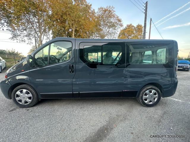 Renault Trafic image 2
