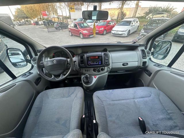 Renault Trafic image 9