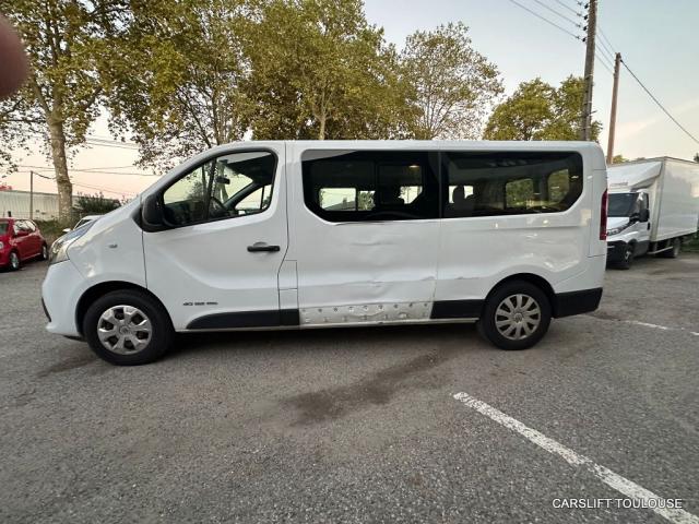 Renault Trafic image 1