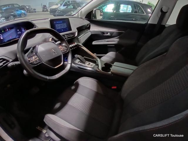 Peugeot 3008 image 2