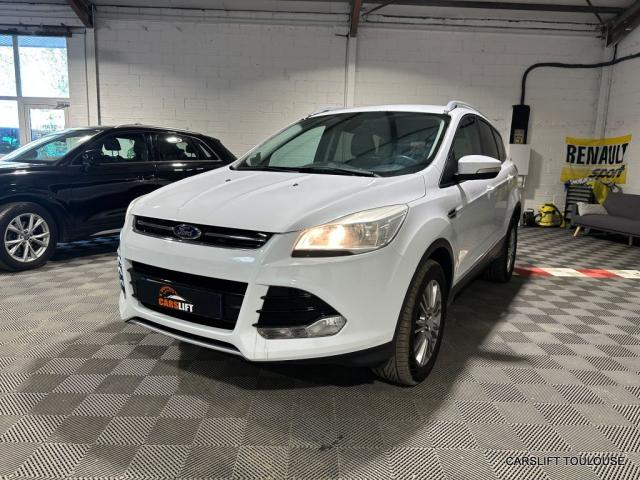 Ford Kuga image 7