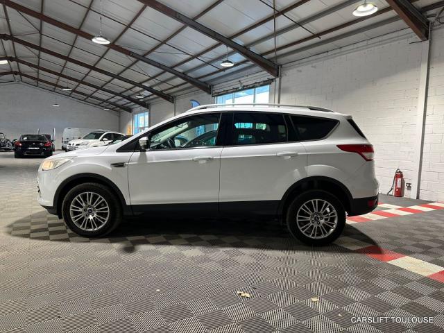 Ford Kuga image 3