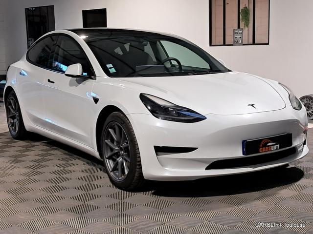 Tesla Model 3 Standard - 275 V Toit Panormaique