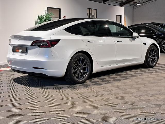 Tesla Model 3 image 9