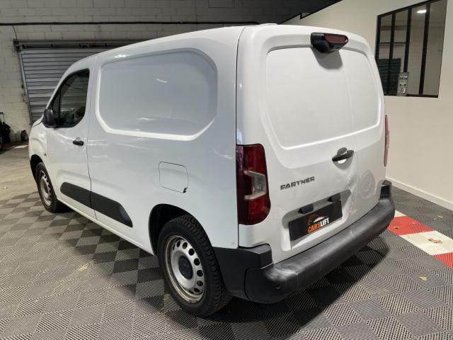 Peugeot Partner image 2
