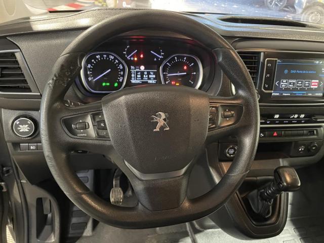 Peugeot Traveller image 1