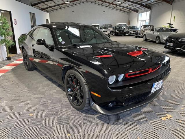 Dodge Challenger image 6