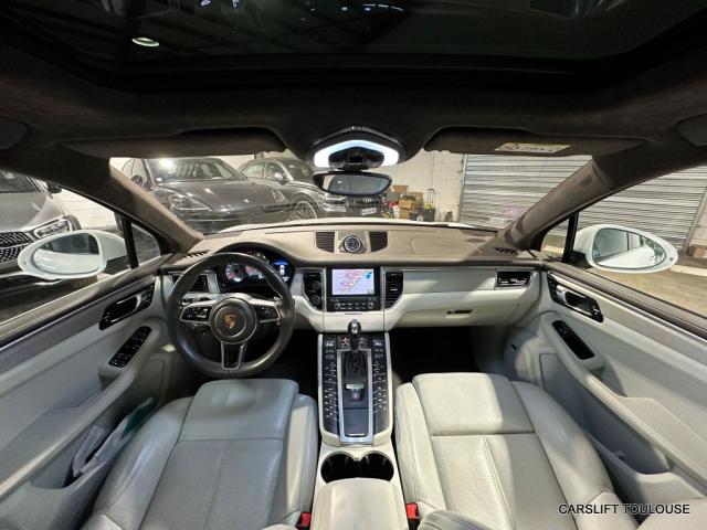 Porsche Macan image 3
