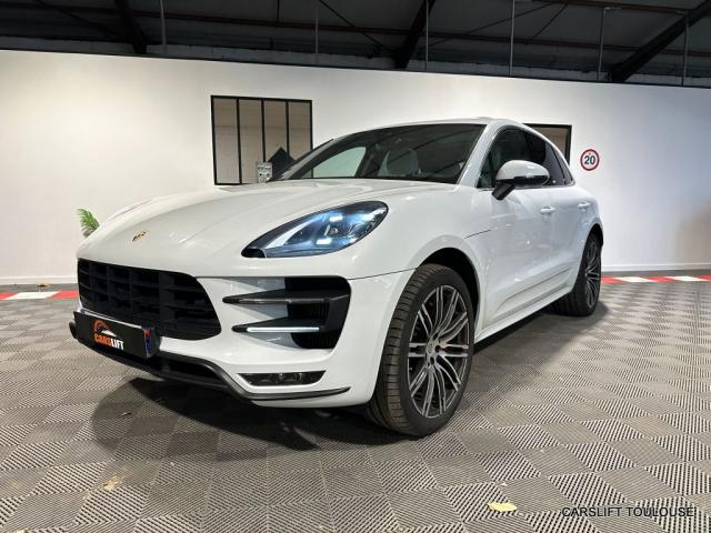 Porsche Macan image 8