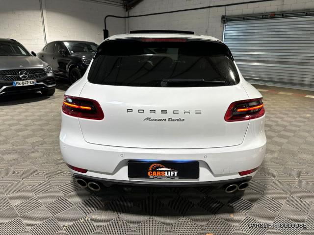 Porsche Macan image 4