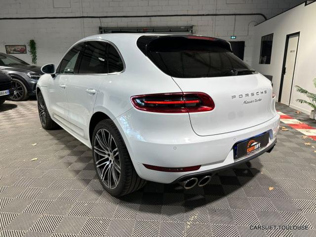 Porsche Macan image 2