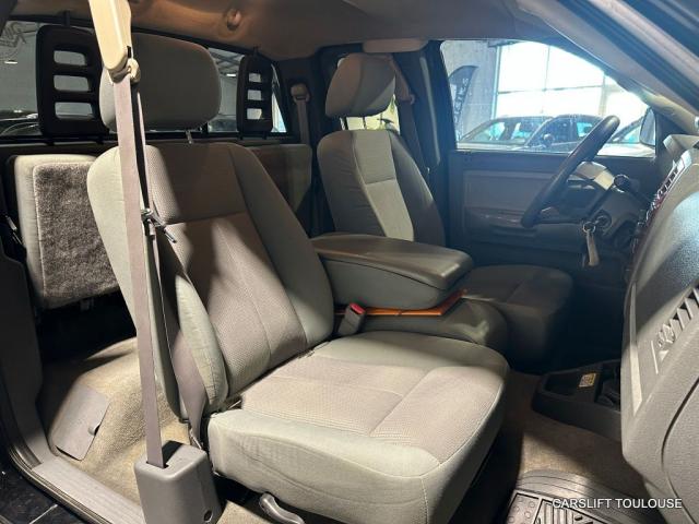 Dodge Dakota image 9