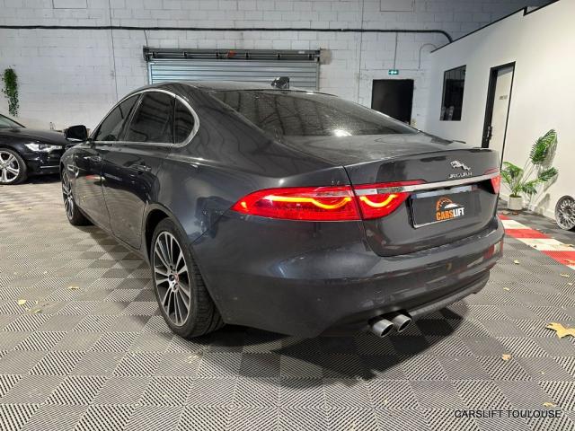 Jaguar Xf image 8