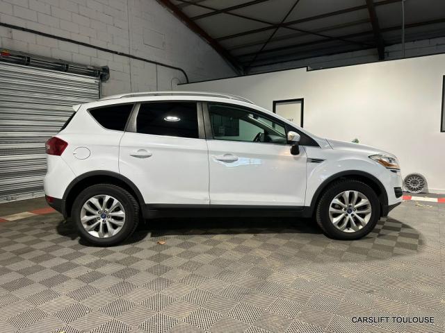 Ford Kuga image 1