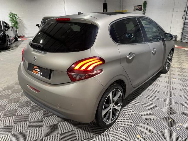 Peugeot 208 image 2