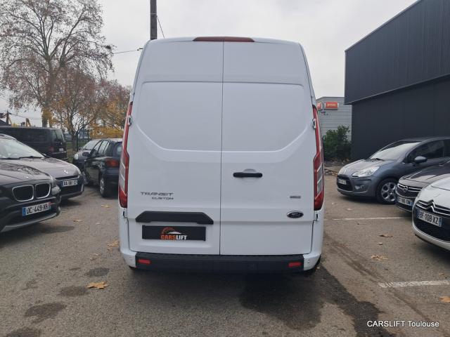 Ford Transit Custom image 3