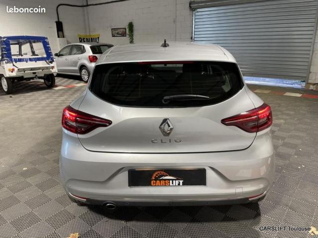 Renault Clio image 4