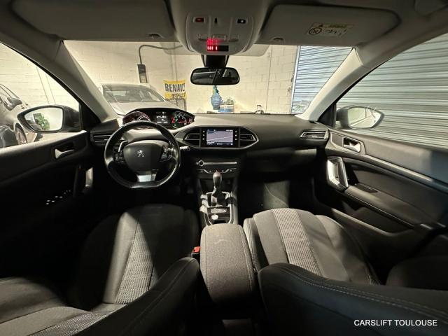 Peugeot 308 image 3