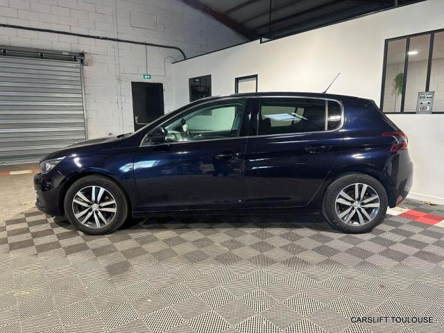 Peugeot 308 image 7