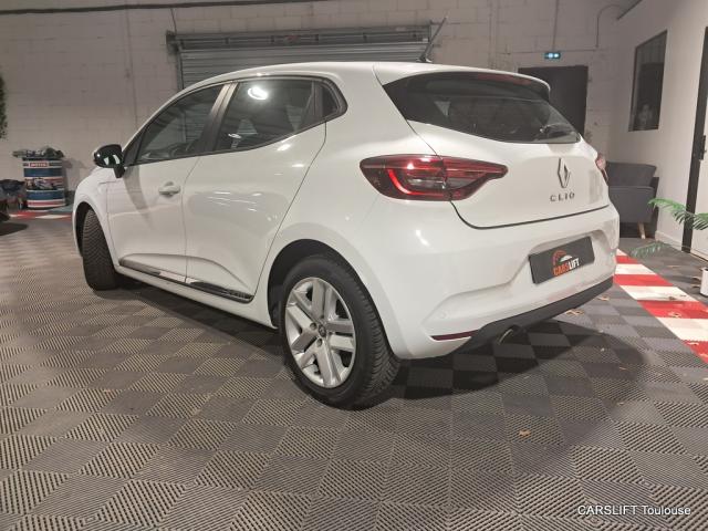 Renault Clio image 1
