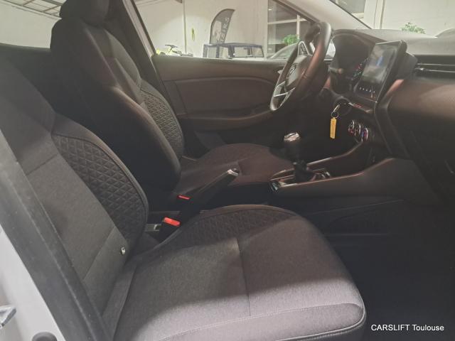 Renault Clio image 8