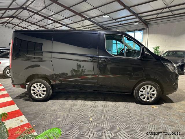 Ford Transit Custom image 9