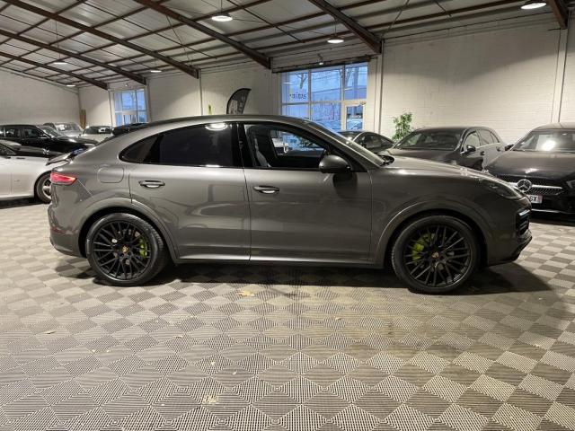 Porsche Cayenne image 7