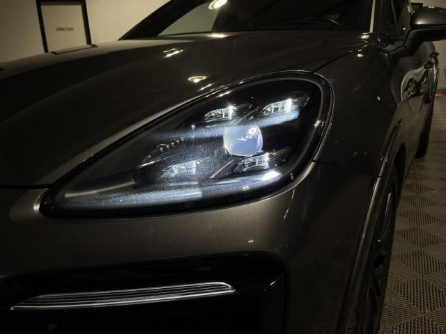 Porsche Cayenne image 1