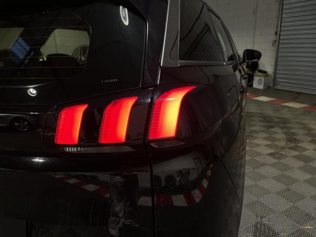Peugeot 5008 image 6