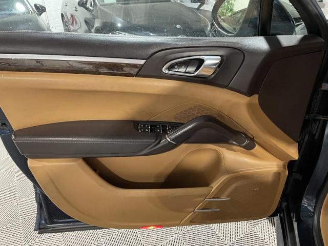 Porsche Cayenne image 5
