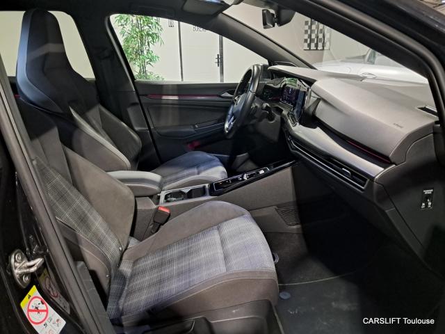 Volkswagen Golf image 8