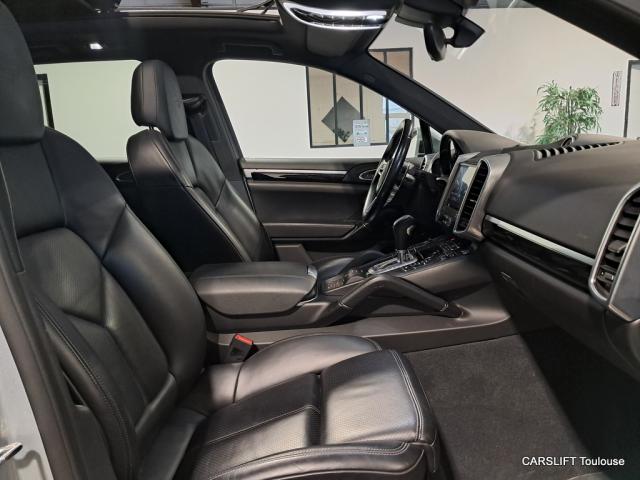 Porsche Cayenne image 6