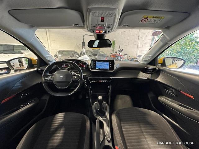 Peugeot 208 image 1