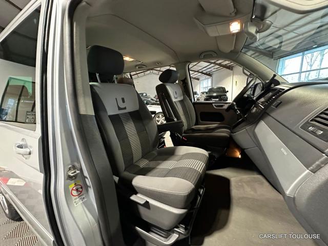 Volkswagen Multivan image 9