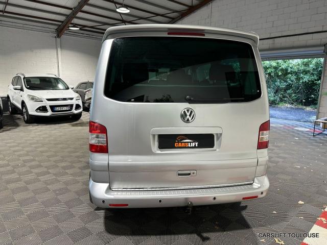 Volkswagen Multivan image 2