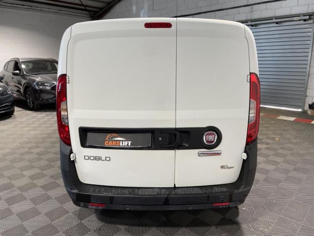 Fiat Doblo image 2