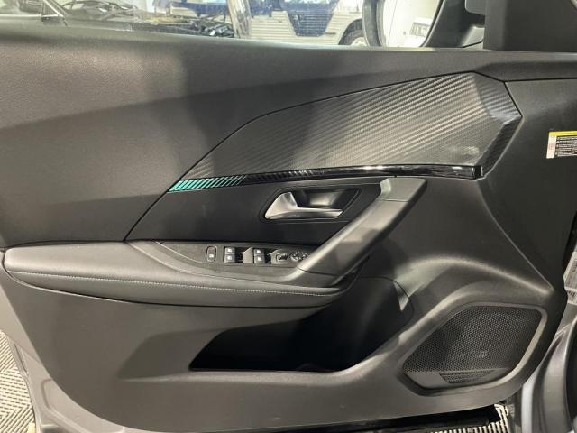 Peugeot 2008 image 5