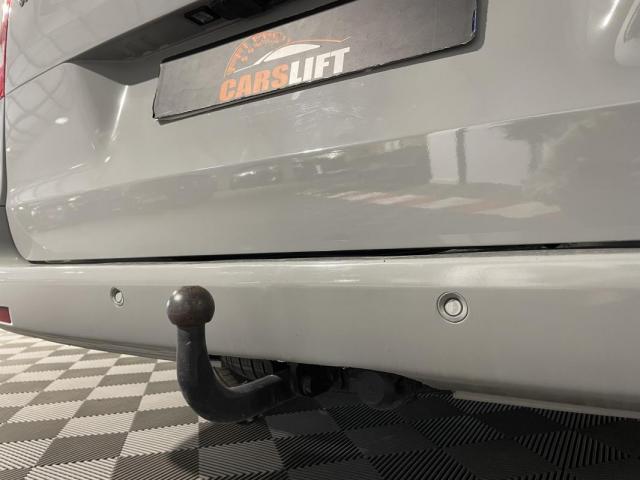Mercedes Benz Vito image 2