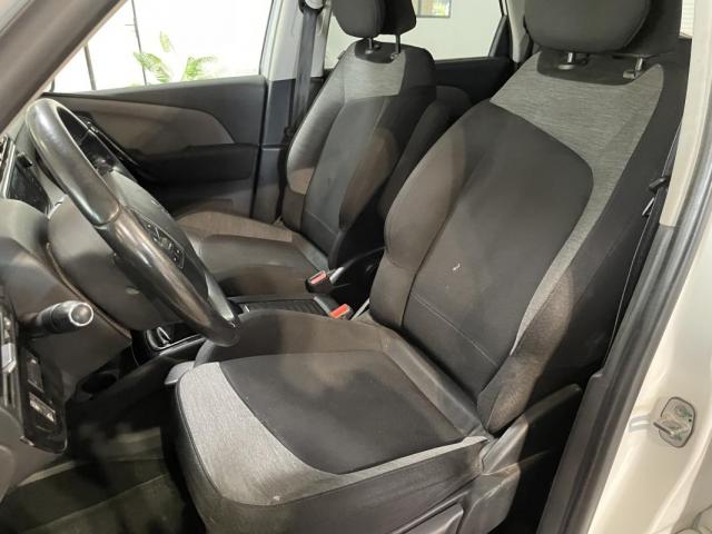 Citroen C4 Picasso image 9