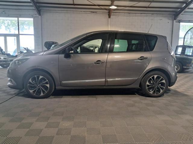 Renault Scénic image 2