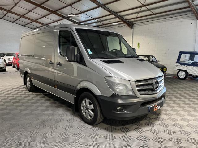Mercedes Benz Sprinter image 3