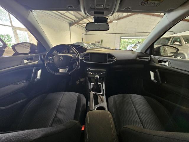 Peugeot 308 image 9