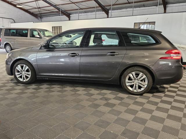 Peugeot 308 image 7