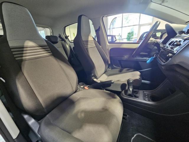 Volkswagen Up! image 4