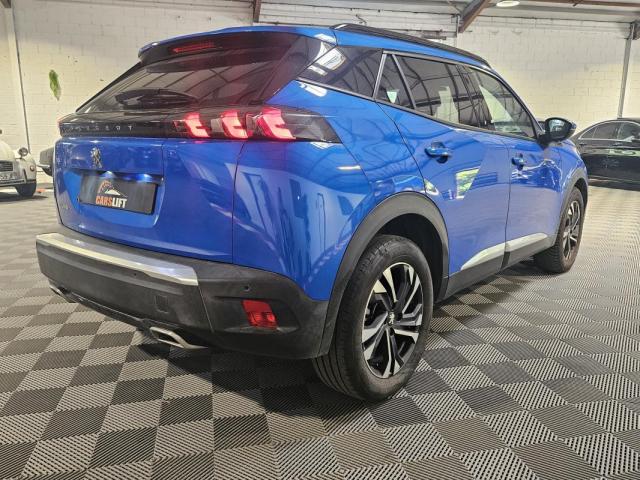 Peugeot 2008 image 8
