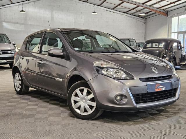 Renault Clio (iii) Phase 2 - 1.5 Dci 75ch Authentique Tomtom Climatisation Garantie 6 Mois