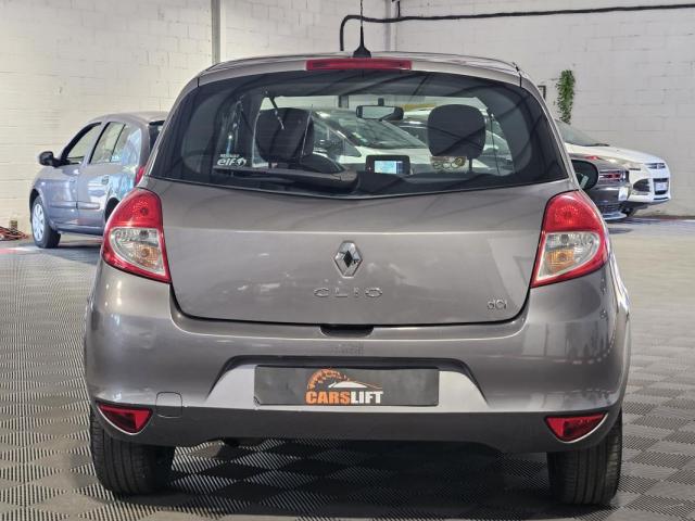 Renault Clio image 8