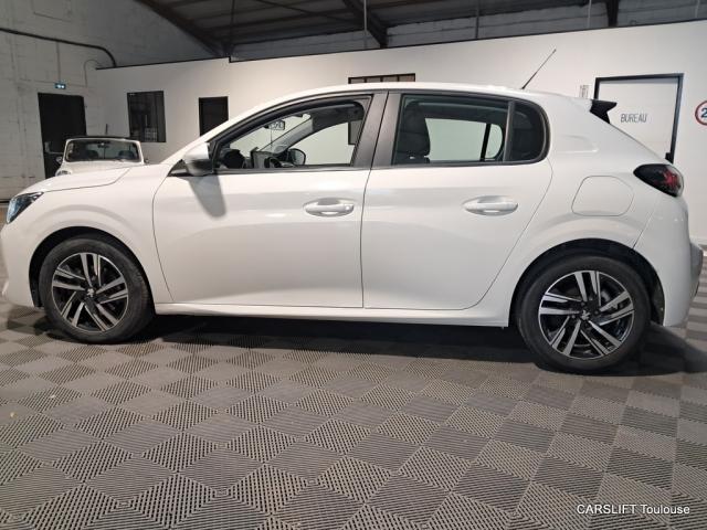 Peugeot 208 image 6