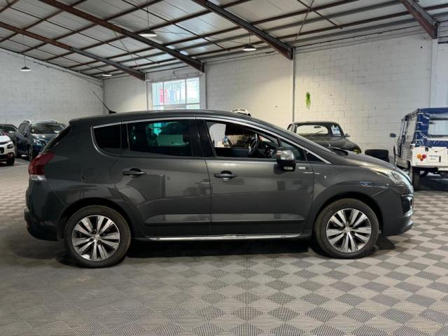 Peugeot 3008 image 2