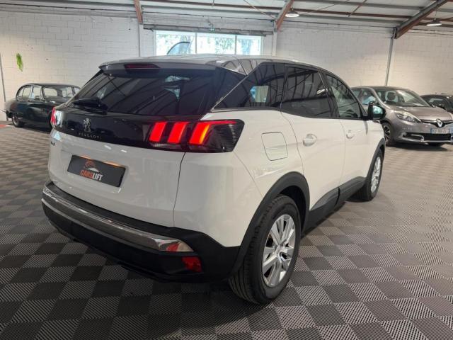Peugeot 3008 image 3